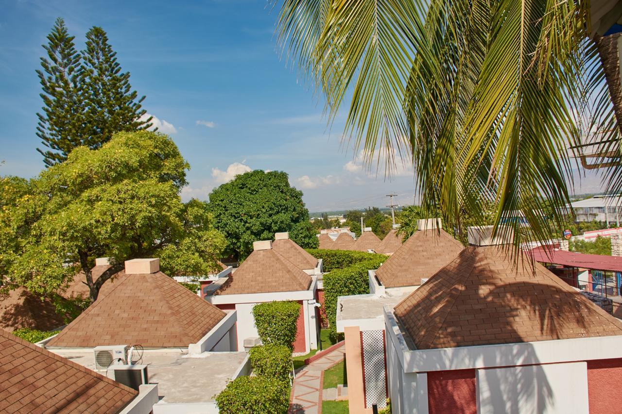 Visa Lodge Port-au-Prince Exterior photo